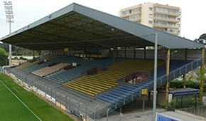 Stade de Bon Rencontre vu des tribunes