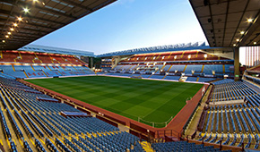 Stade de Villa Park vu des tribunes