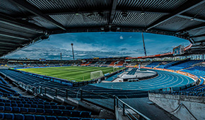 Stade Eintracht vu des tribunes