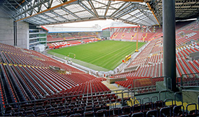 Stade Fritz Walter vu des tribunes