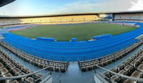 Stade Municipal de Chapin vu des tribunes