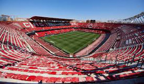 Stade Ramón Sánchez Pizjuán vu des tribunes