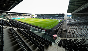 Stade Raymond Kopa vu des tribunes