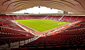 St Mary's Stadium vu des tribunes