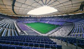 Volksparkstadion vu des tribunes