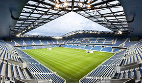 Stade CMA CGM Oc&eacute;ane vu des tribunes