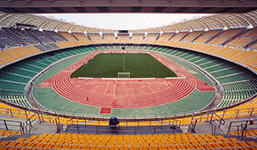 Stade San Nicola vu des tribunes